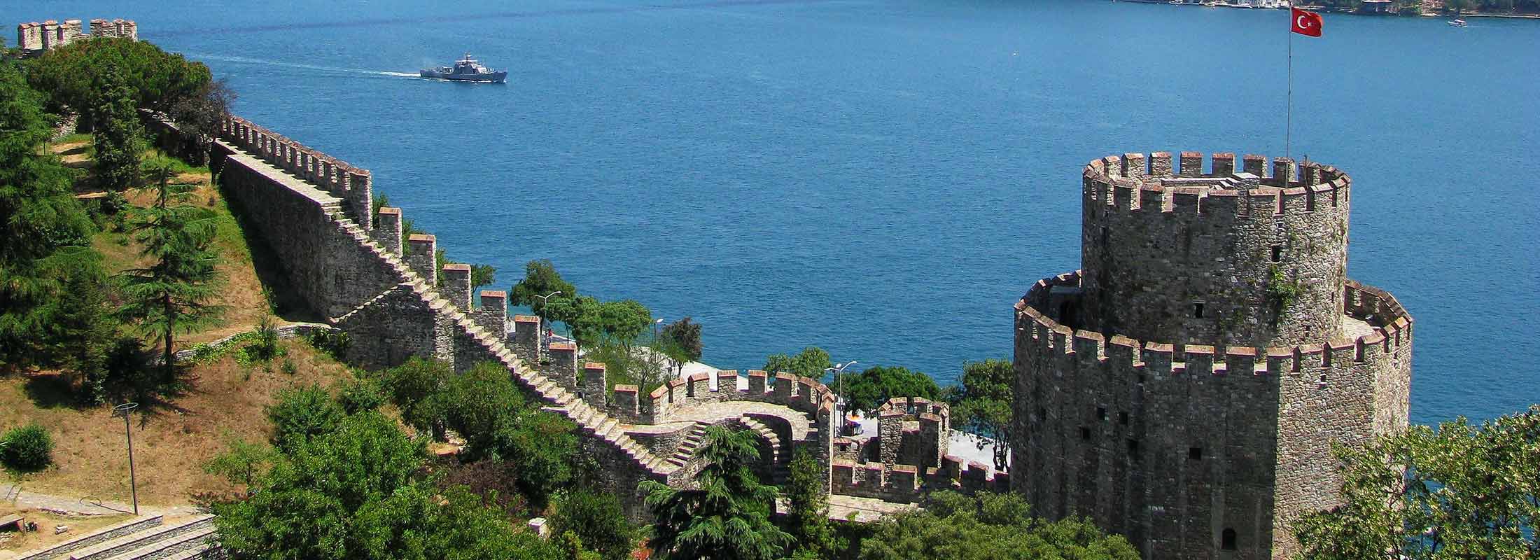 Rumeli Fortress BOSPHORUS CRUISE TOURS